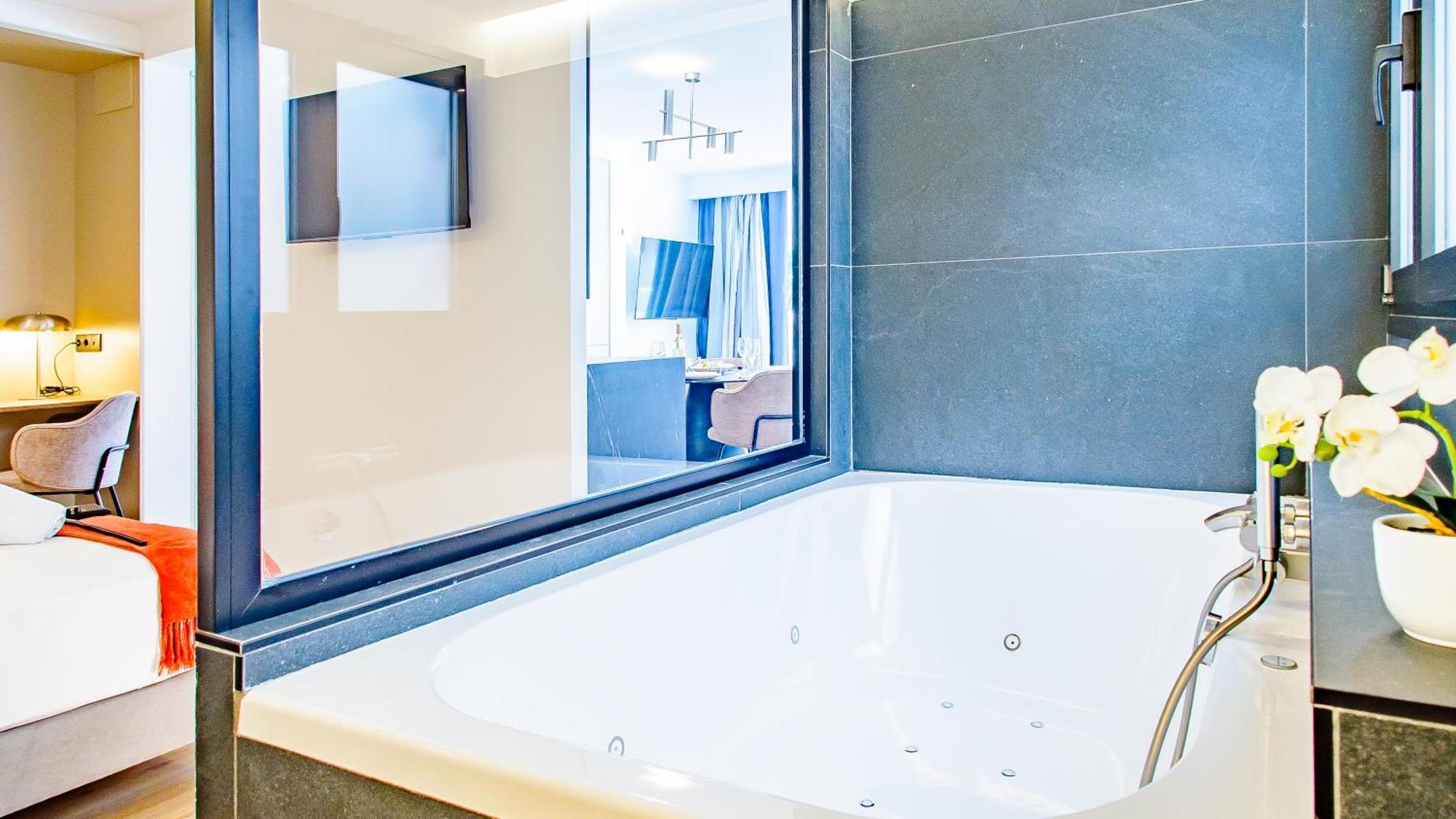 Myflats Premier Suites อาลิกันเต ภายนอก รูปภาพ